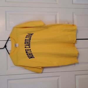 Gildan Heavy Weight 100% Cotton North Crolina Tee XL